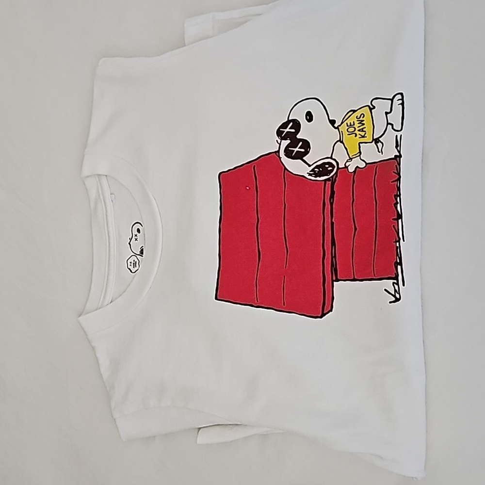 Kaws X Peanuts Uniqlo T-Shirt | Size 7-8